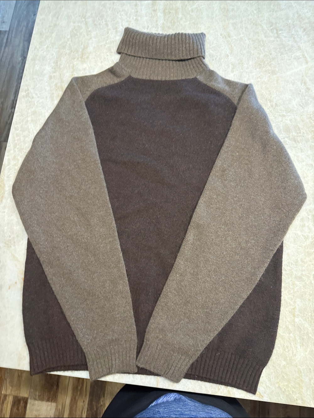 Christopher Fischer 100% cashmere Men's Collar Long Sleeves